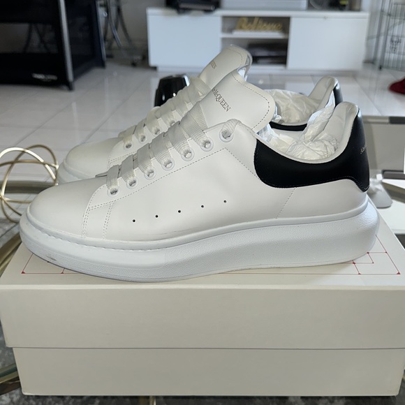 Alexander McQueen Men’s Sneakers - Picture 5 of 8